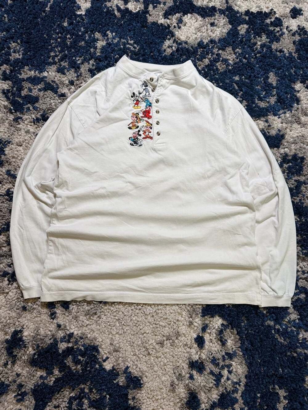 Vintage 90s Disney Mickey Mouse Characters Embroidered Long Sleeve Henley Shirt